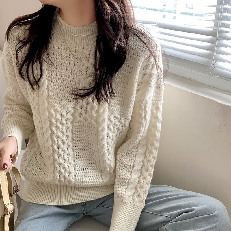 SM-K0024 เสื้อสเวตเตอร์ถักทรงหลวมคอเต่าบิด SM-K0024 เสื้อสเวตเตอร์ถักทรงหลวมคอเต่าบิด