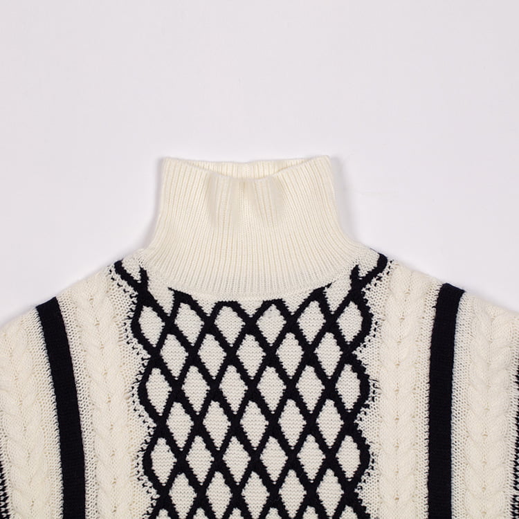 SM-K0045 เสื้อสเวตเตอร์จัมเปอร์ผ้าถักหนาคอสูงสีดําสีขาวบิดผ้าโมแฮร์คอนทราสต์ SM-K0045 เสื้อสเวตเตอร์จัมเปอร์ผ้าถักหนาคอสูงสีดําสีขาวบิดผ้าโมแฮร์คอนทราสต์