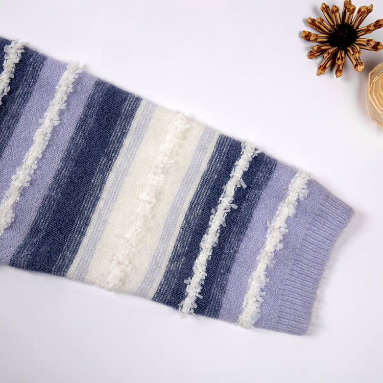 SM-K0047 จัมเปอร์ถักคอกลมหลวมลายไล่ระดับสีหวานเย็บปะติดปะต่อกัน SM-K0047 จัมเปอร์ถักคอกลมหลวมลายไล่ระดับสีหวานเย็บปะติดปะต่อกัน