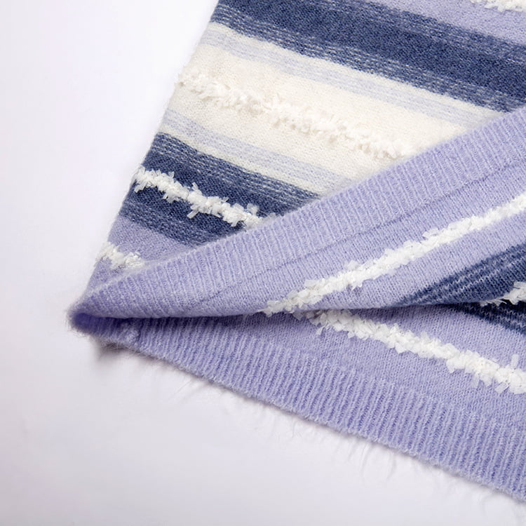 SM-K0047 จัมเปอร์ถักคอกลมหลวมลายไล่ระดับสีหวานเย็บปะติดปะต่อกัน SM-K0047 จัมเปอร์ถักคอกลมหลวมลายไล่ระดับสีหวานเย็บปะติดปะต่อกัน