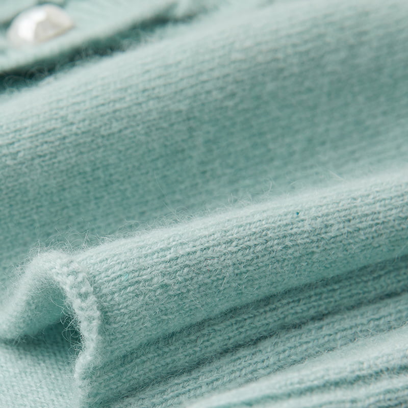 ML2218 เสื้อคาร์ดิแกนถักกระดุมแถวเดียวคอวี Twist มีกระดุมรูปกลีบดอกไม้ ML2218 เสื้อคาร์ดิแกนถักกระดุมแถวเดียวคอวี Twist มีกระดุมรูปกลีบดอกไม้