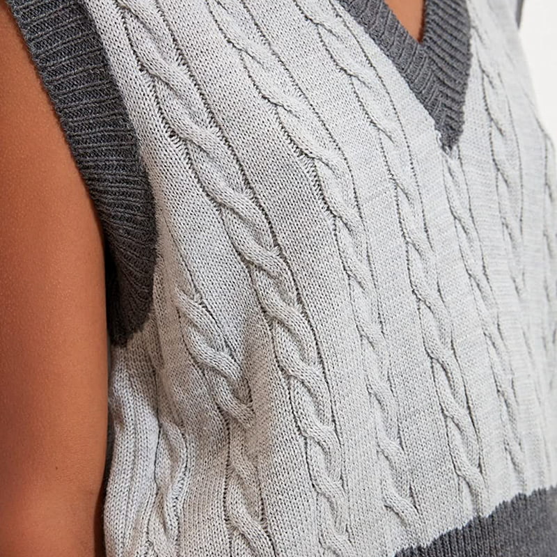 SM-K0100 เสื้อกั๊กถักคอวีตัดกันอย่างประณีต SM-K0100 เสื้อกั๊กถักคอวีตัดกันอย่างประณีต